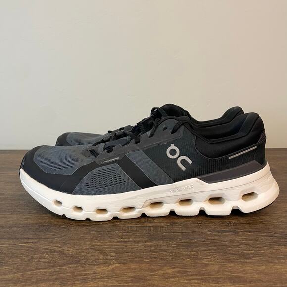 On Cloudstratus Men’s 12 Black Gray Running Shoes Road Cushion Swiss CloudTec - Picture 2 of 12